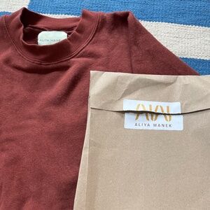 ALIYA WANEK  Ami Sweatshirt
